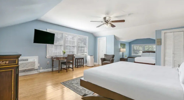 Студия Canal Express Rooms
