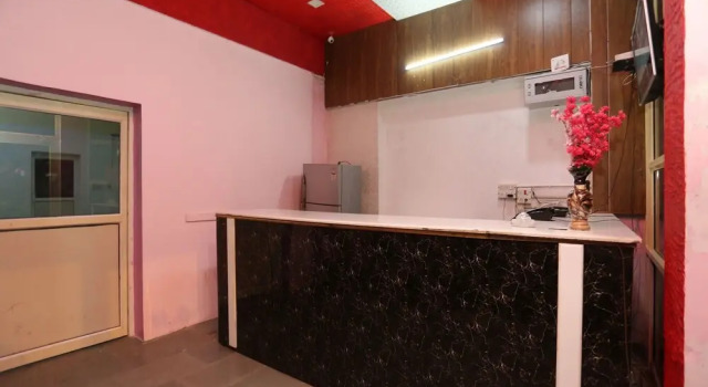 OYO 18530 Comfort Inn