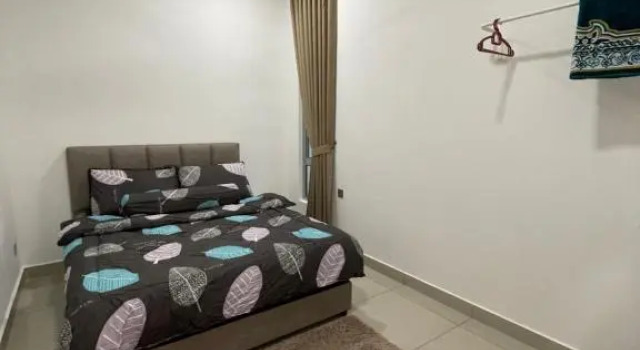 RIZQIs HOMESTAY JOHOR BAHRU SKS HABITAT Apartment,Larkin 3bedroom,2 bathroom, Prenota Appartamento Hotel a Johor con piscina, Piscina