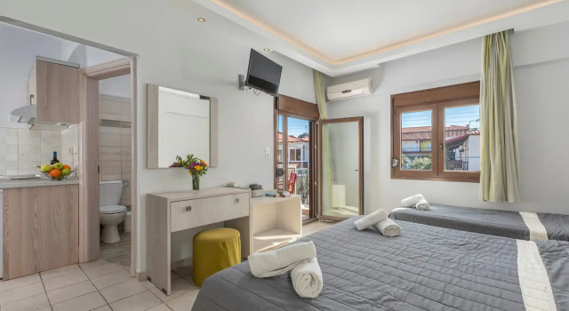 Номер Standard Adonis Hotel