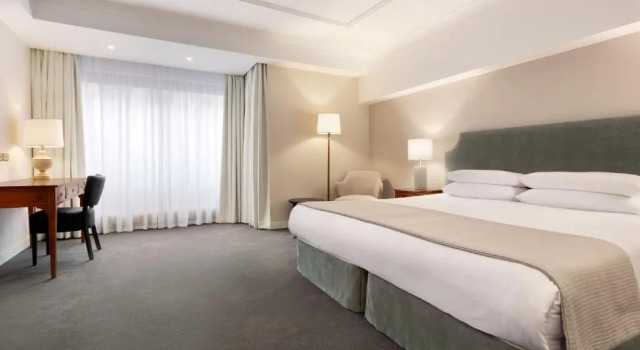 Двухместный номер Executive Hotel Avenue Louise Brussels Trademark Collection by Wyndham