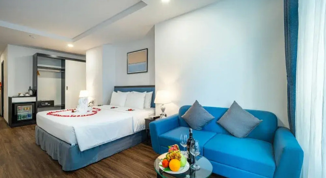 Номер Deluxe Paralia Hotel Nha Trang