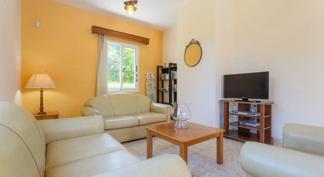 Sun Beach Villa Thio Large Private Pool Walk to Beach A C Wifi Car Not Required - 2840, Rezerwuj Willa Polis Chrysochous Pafos