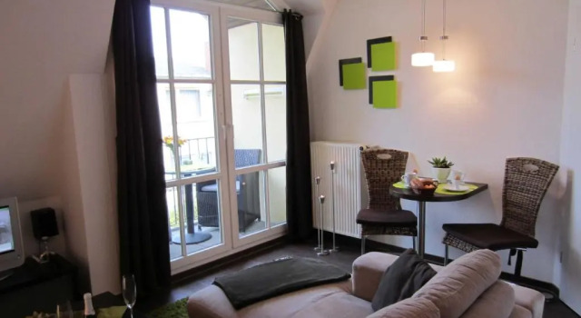 Ferienwohnung Ingeborg, Забронировать Отель Отели Кюлунгсборн 3 звезды, рядом с Железнодорожный вокзал Остзебад – Кюлунгсборн, 3*