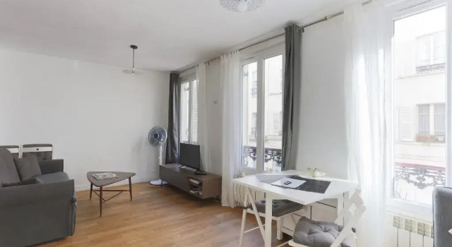 Апартаменты Eiffel Tower Royal Apartment