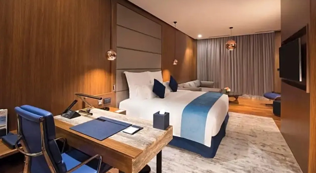 Двухместный клубный номер Superior Wyndham Grand Manama