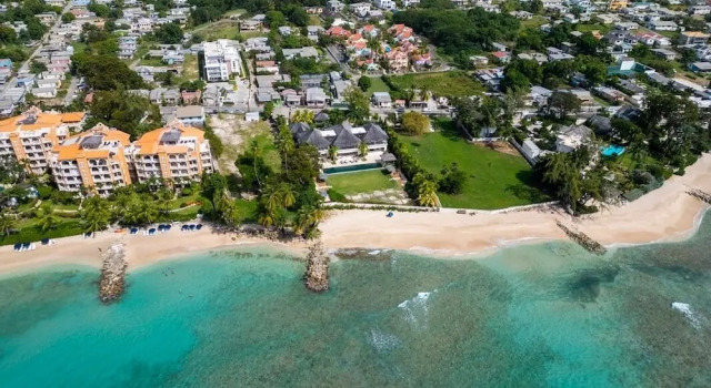 Номер Standard Coral Beach 202 2 Bedroom Condo