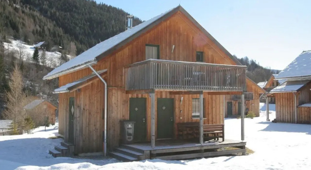 Wooden Chalet in Styria by the Lake, Prenota Chalet Hotel a Stiria con parcheggio, Parcheggio