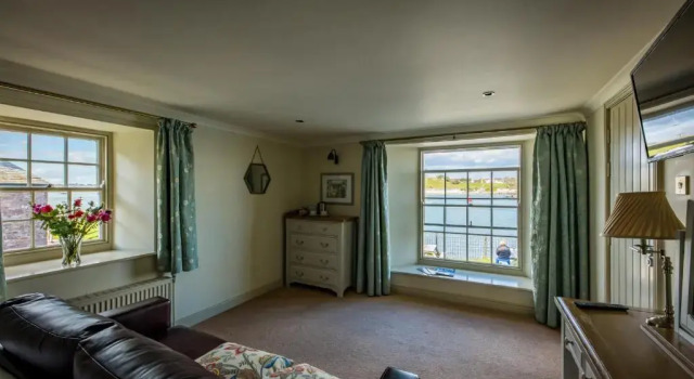 The Edgcumbe Arms, Reserva ahora Hostal o pensión Torpoint Cornualles