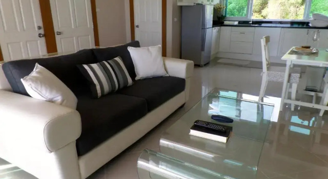 Апартаменты Пентхаус Westbury Residence