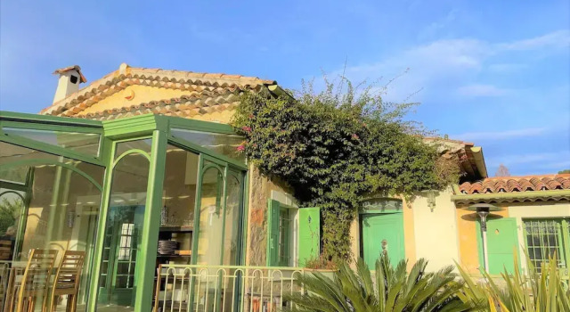 Коттедж Charming Holiday Home in Mougins With Pool