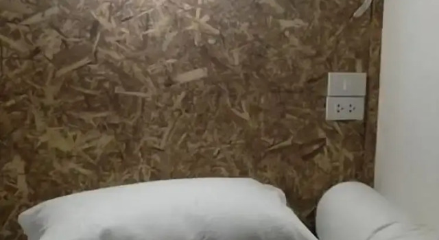 Кровать в общем номере Chiang Mai Gate Capsule Hostel