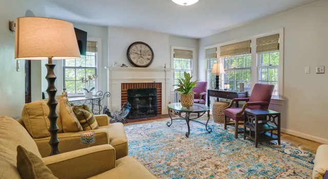 Cumberland Cottage w/ Screened Porch + Fire Pit!, 予約 バケーションホーム カンバーランド メリーランド州