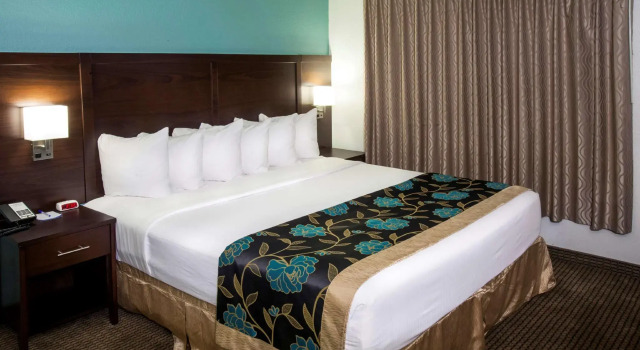 Двухместный номер Standard Baymont by Wyndham Keystone Near Mt. Rushmore