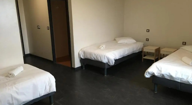 Трёхместный номер Standard Auberge de jeunesse LEscale