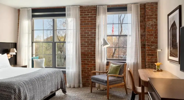 Номер Standard с видом на парк The Wilbur Lititz, Tapestry Collection By Hilton
