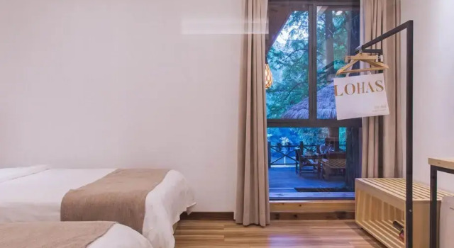 Wuyishan Old Street Sen Live British Inn, Book Hotel Hotels in Nanping with Breakfast, Breakfasts