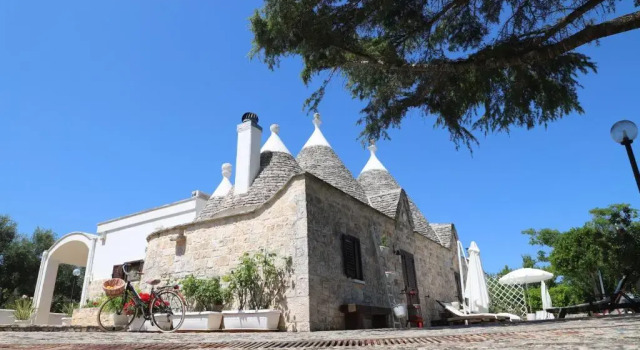 Коттедж с 2 комнатами Trulli Anna
