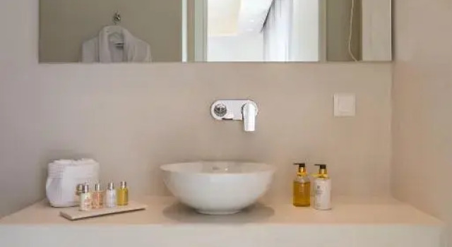 Exquisite Santorini Villa Villa G 4 Bedroom Private Pool Sea View Elia, Забронировать Вилла Отели Пляжа Элия с парковкой, Парковка