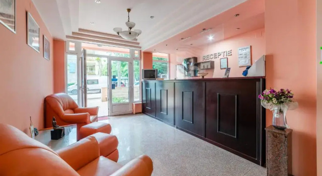 Hotel Giulia, Prenota Hotel Eforie 
