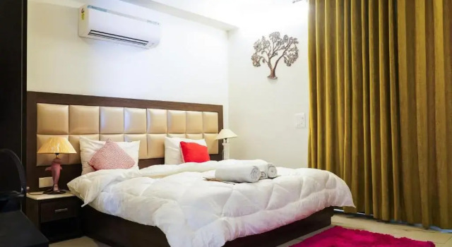Lime Tree 2 Bhk serviced Apartment Near Fortis Gurgaon