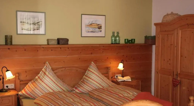 Haus Rustikana, Rezervasyon Otel Mittenwald Garmisch-Partenkirchen