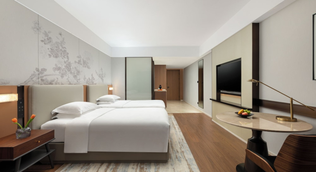 Четырёхместный номер Standard с видом на озеро Crowne Plaza Xiangyang Fuchun Lakeside