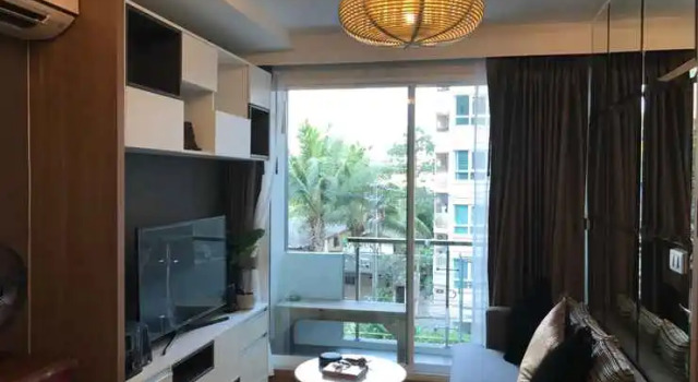Luxury Condo Sukhumvit 11-13 Asoke Nana nightlife