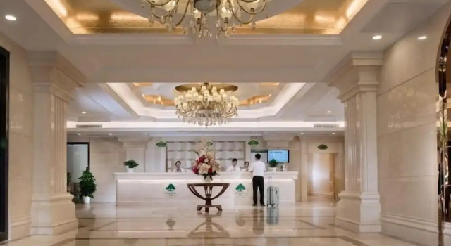 GreenTree Inn Shenzhen Dongmen Hotel, Забронировать Отель Отели Шэньчжэнь с парковкой, рядом с Район Дунмэнь, Парковка