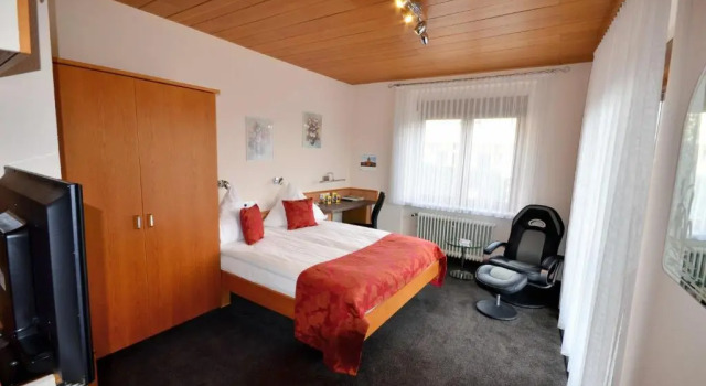 Двухместный номер Standard с балконом Hotel-Restaurant Zur Mainlust