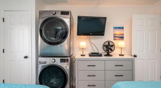 Terry lar by Oak Island Accommodations