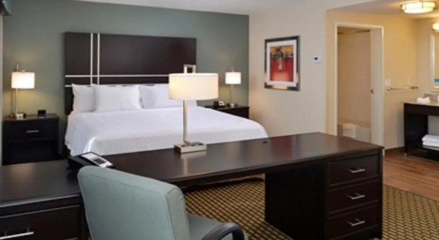 Студия Hampton Inn & Suites Douglas