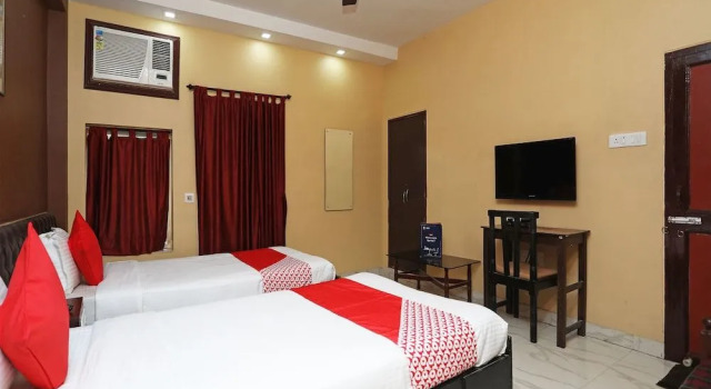 OYO 16616 Springwoods Residency