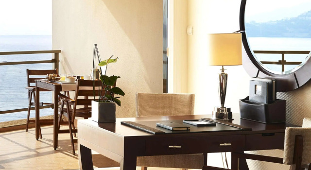 Двухместный номер Deluxe с видом на море Fairmont Monte Carlo
