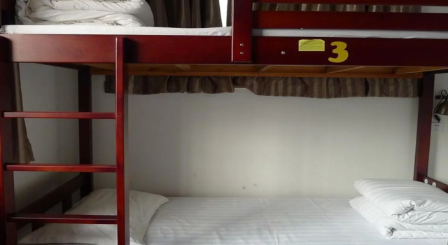 Renjoy Hotel Beijing Yonghe Temple Guijie Siheyuan, Book Hotel Beijing Beijing Province