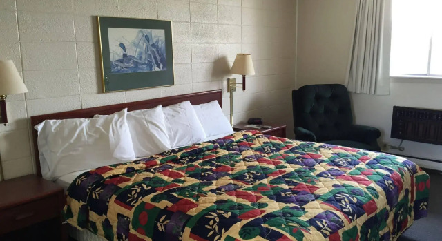 Skyview Inn, Varaa Mini-hotelli Burlington Wisconsin