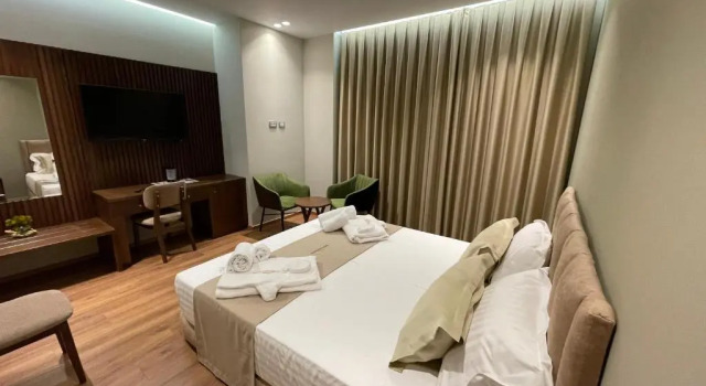 Номер Deluxe WHITE CROWN HOTEL