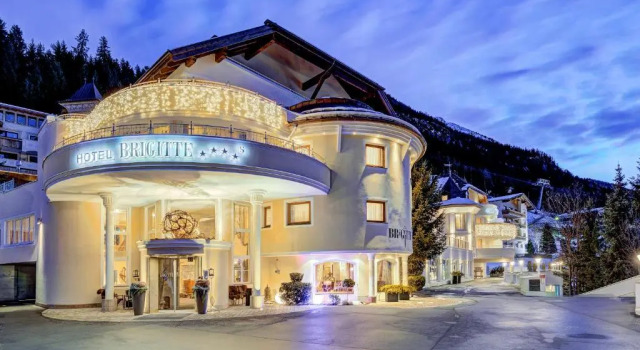 Hotel Brigitte, Забронировать Отель Отели Ишгль с завтраком, рядом с Горнолыжный курорт Ишгль-Самнаун, Завтраки