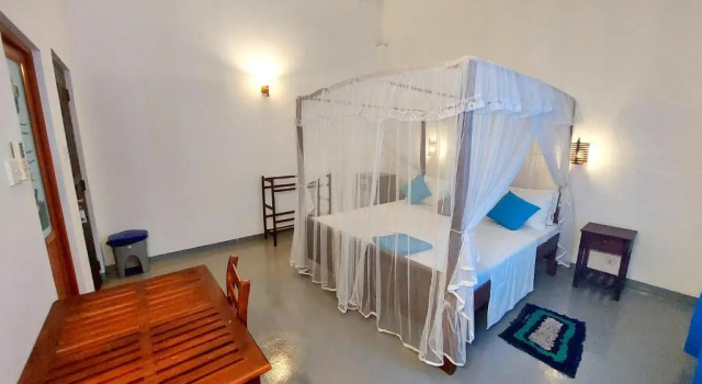 Sweden Inn Guesthouse, Забронировать Отель Хиккадува Округ Галле