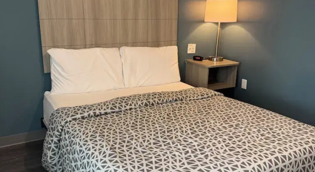 Люкс WoodSpring Suites Knoxville West
