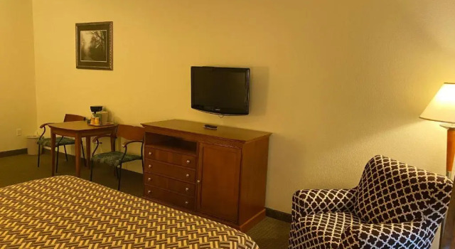 Двухместный номер A Riverside Inn Travelodge by Wyndham