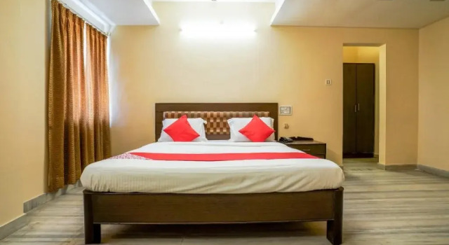 Samrat Presidency by OYO Rooms