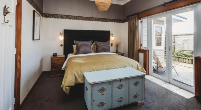 Timata Ora - 7BR family home in prime location, Забронировать Отель Нью-Плимут Stratford Mountain Club, рядом с Puke Ariki