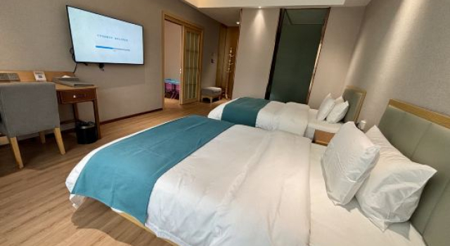 Семейный люкс Urban Garden Hotel