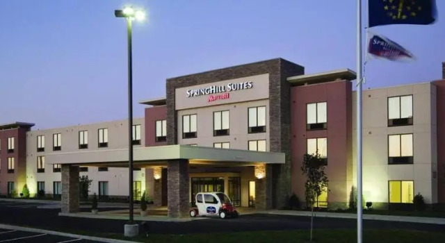 SpringHill Suites Terre Haute, Varaa Hotelli Terre Haute Indiana