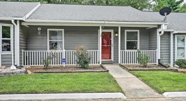 Lovely High Point Abode ~ 2 Mi to University!, 预订 酒店 海波因特 北卡罗莱纳州