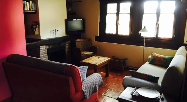 Casa Rural La Riba, Prenota Hotel Hotel a Asturie con parcheggio, Parcheggio