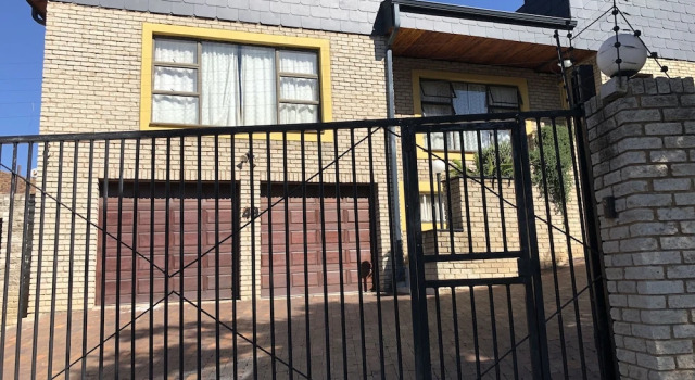 Naomi's Place, Buchen Sie Pension Johannesburg Gauteng