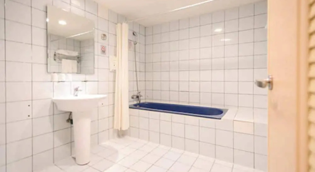 Standardowy trzyosobowy pokój i-Deal Hotel