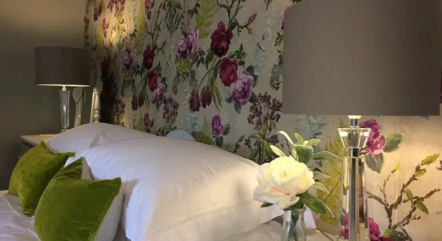 Ross House, Prenota Hotel  